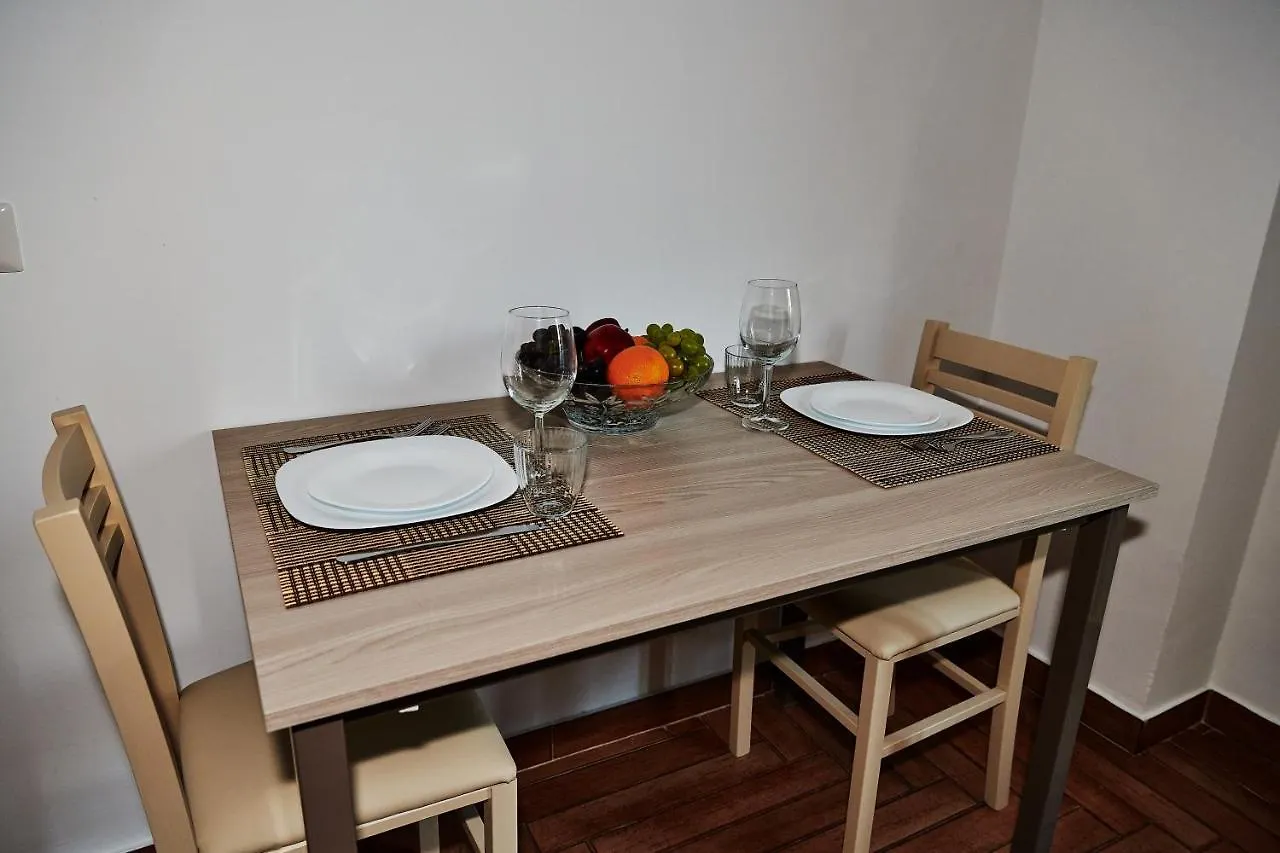 Vatican Luxury - Parking In Private Garage - Meospiti Luxury Rome Apartment